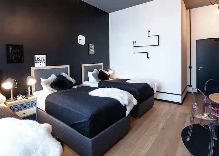 Vandrarhem P182 Hidden *