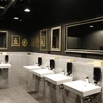 Hostel P182 Hidden *