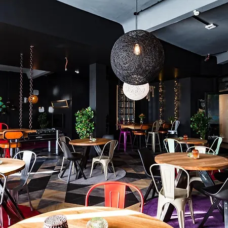 אכסניה P182 Hidden ברלין