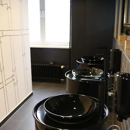 P182 Hidden אכסניה ברלין