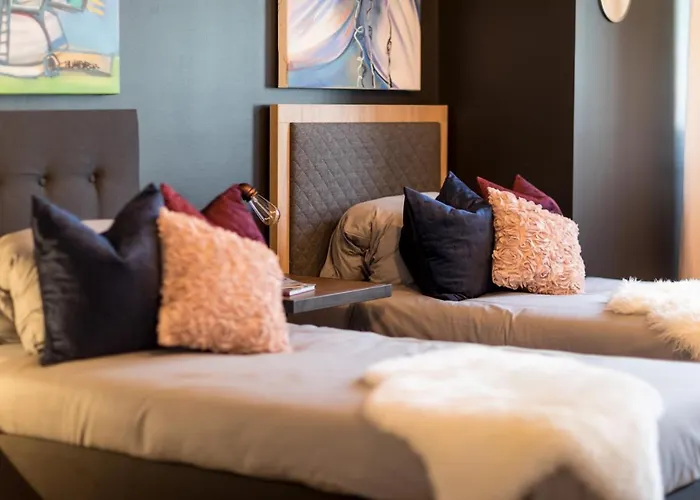 Albergue P182 Hidden *